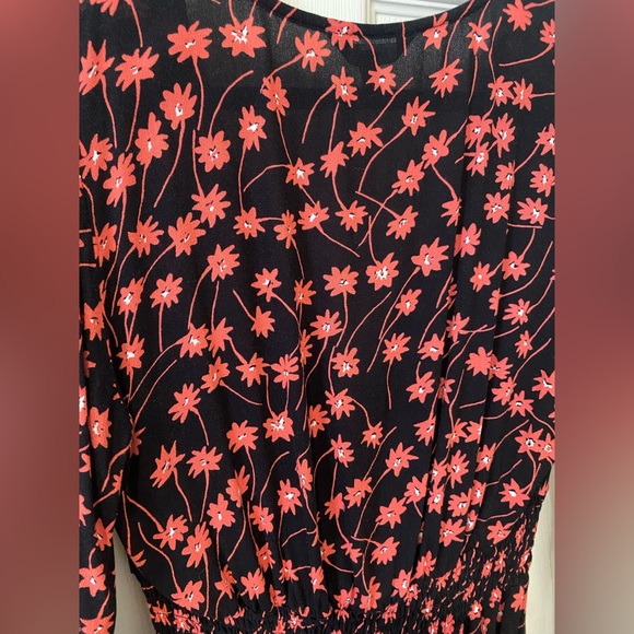 Express Blouse - Picture 4 of 5